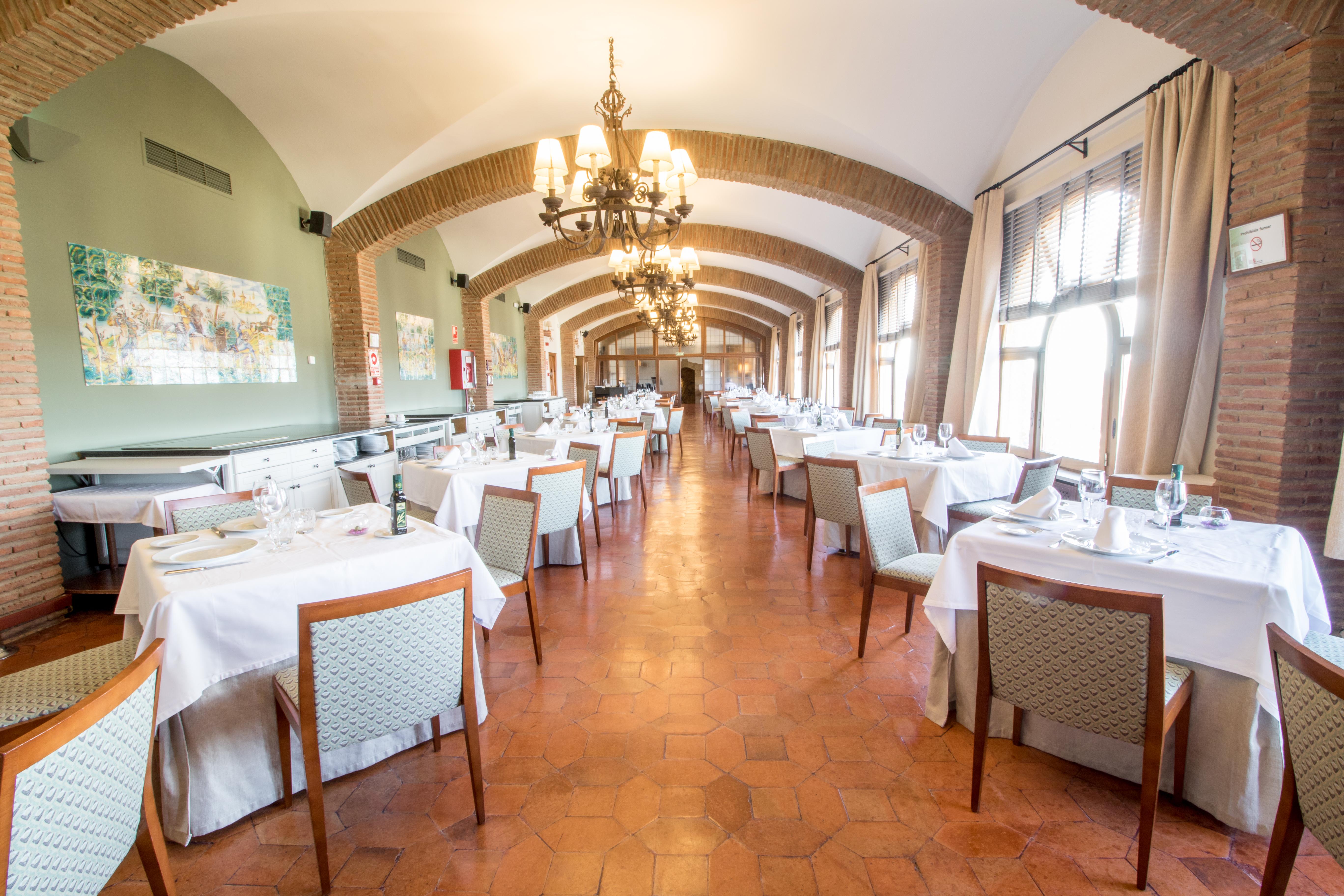 Parador De Benavente Ngoại thất bức ảnh
