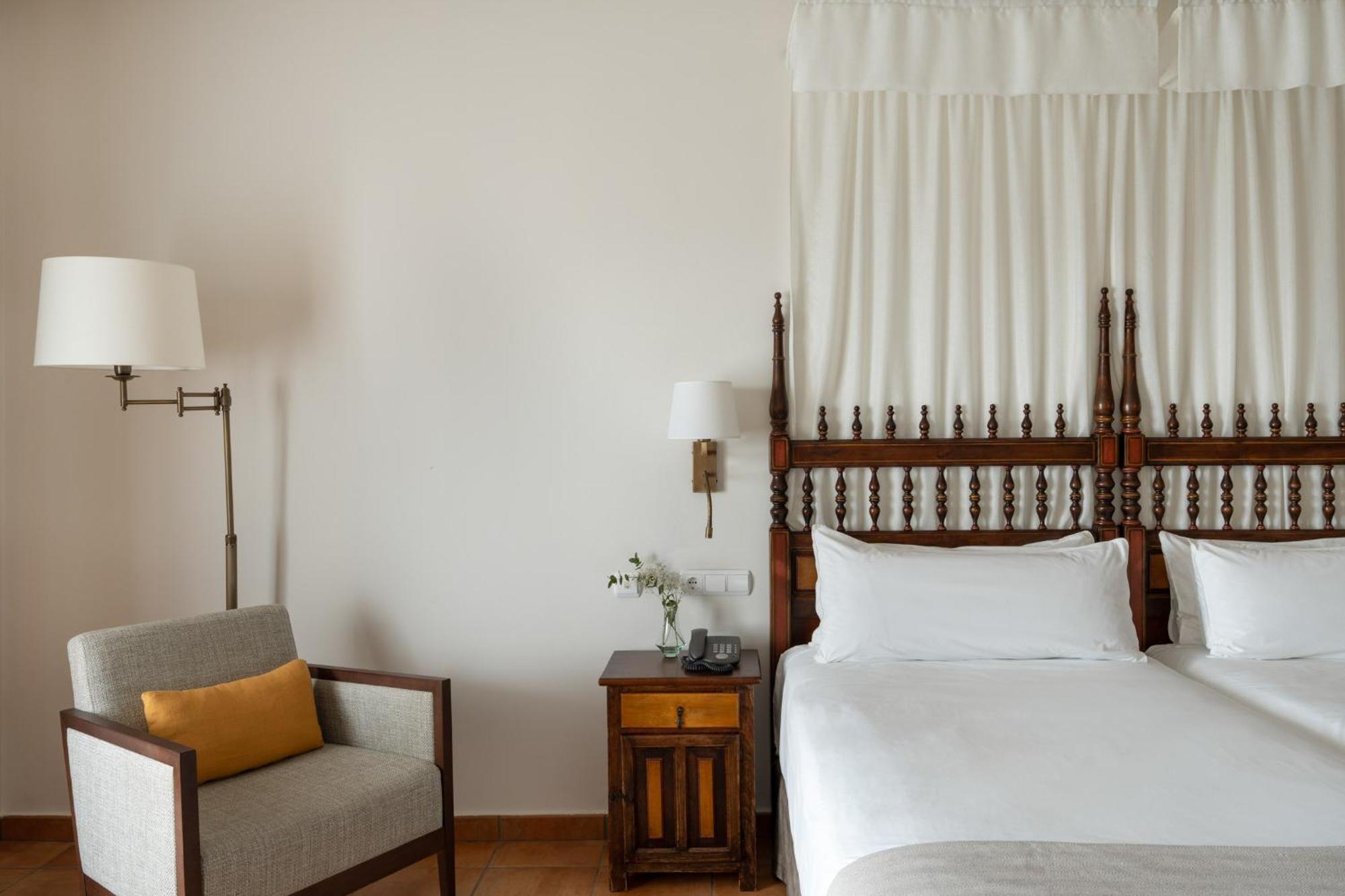 Parador De Benavente Ngoại thất bức ảnh