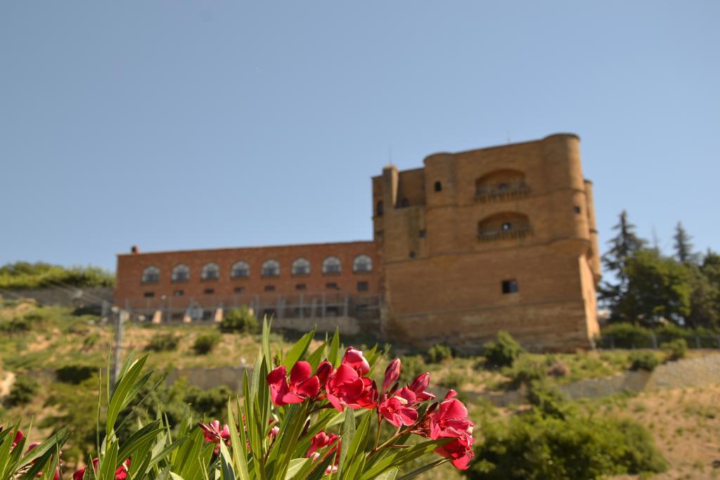 Parador De Benavente Ngoại thất bức ảnh